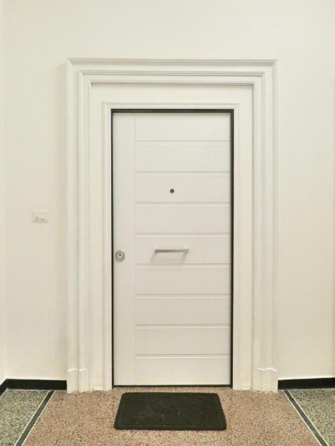 Central Chic Apartment 제노바 외부 사진