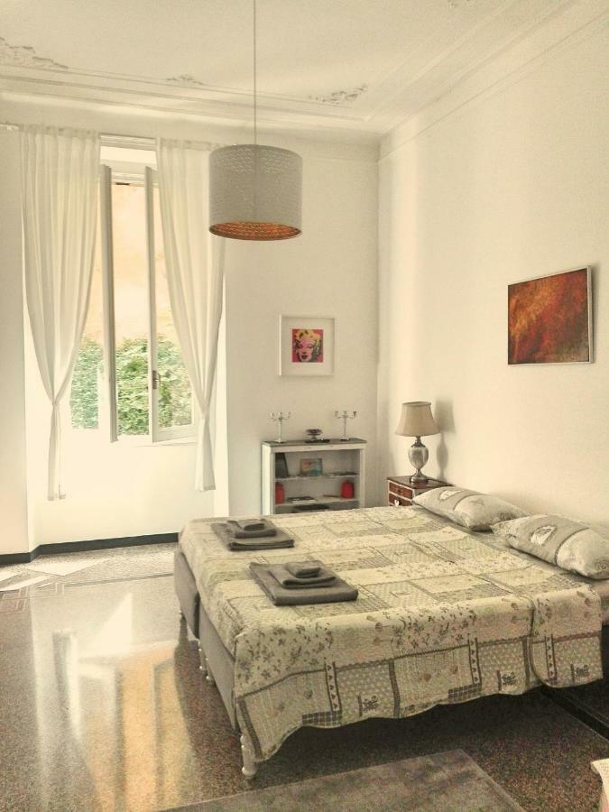 Central Chic Apartment 제노바 외부 사진